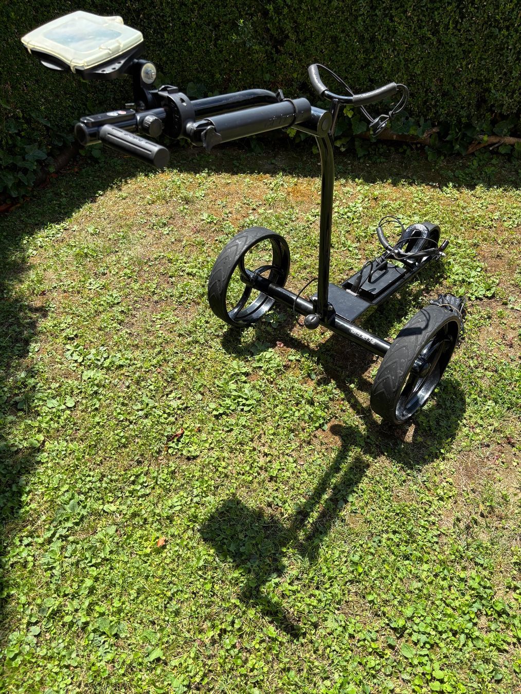 At-Hena Trolley: Golf Trolley, at-hena Classic – Usato da Schaffhausen venduto da pbrunos1 2
