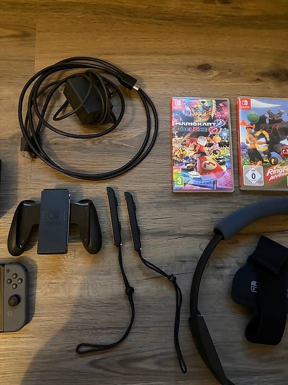 Nintendo Console: Nintendo Switch Grau inkl. Ring Fit & Mario Kart – Nuovo (secondo la descrizione) da Münchwilen TG venduto da emma_J 2