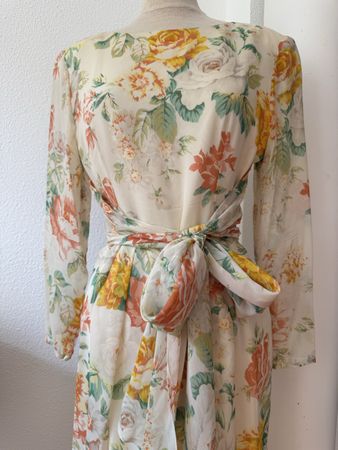 Robe Guy Laroche, taille 38, 100% soie Made in France