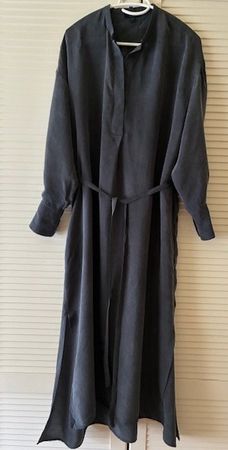 Kleid von COS