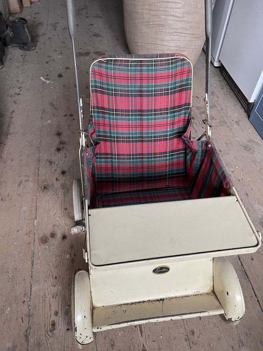 Carrozzine: Kinderwagen vintage – Usato da Fahrni b. Thun venduto da ams_56jv 1