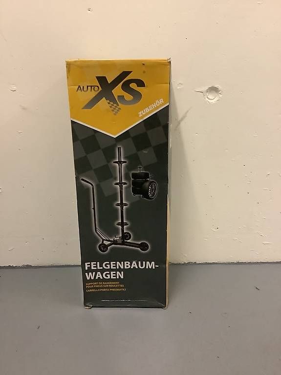 Cassette degli attrezzi: Felgenbaumwagen – Usato da Adliswil venduto da Mili1414