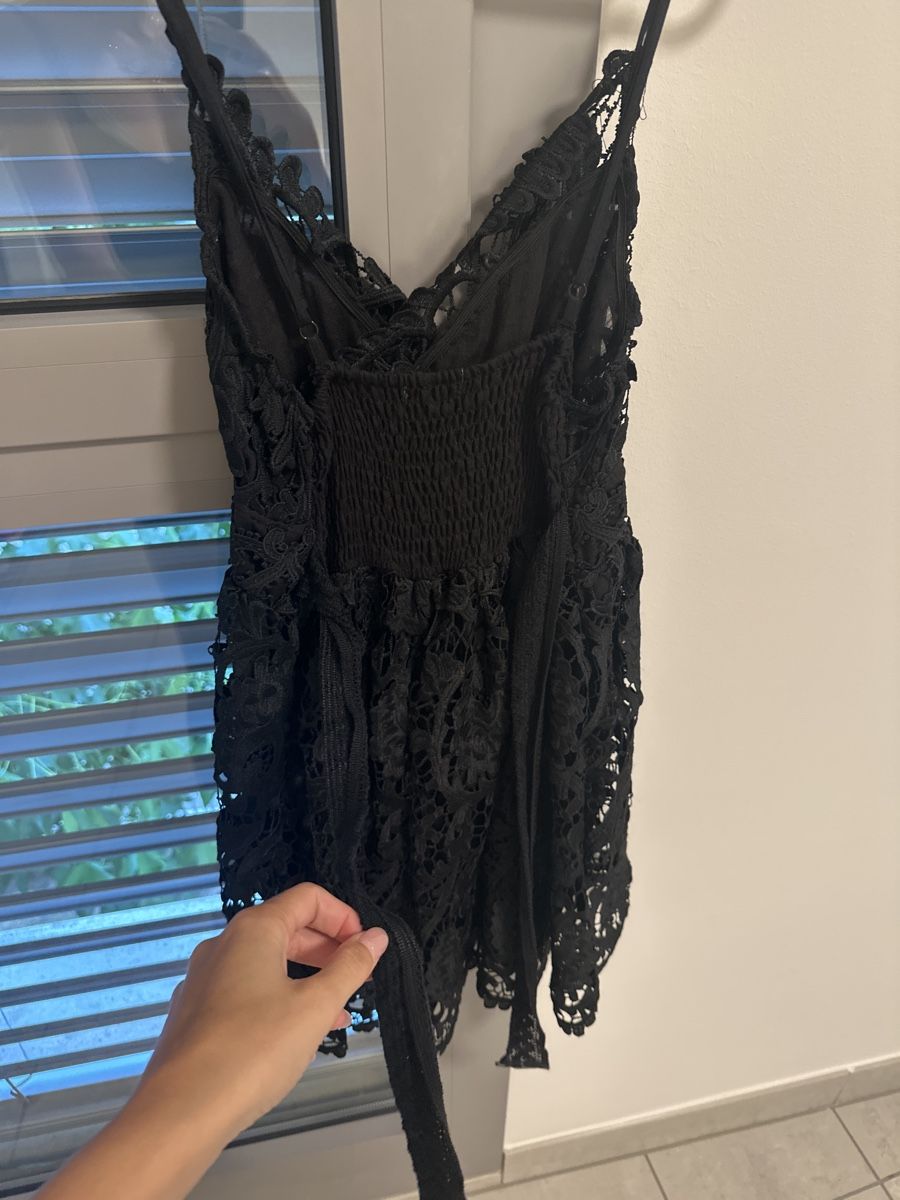 Kleider: Dress woman – Gebraucht aus Lugano von S_nyr7 1