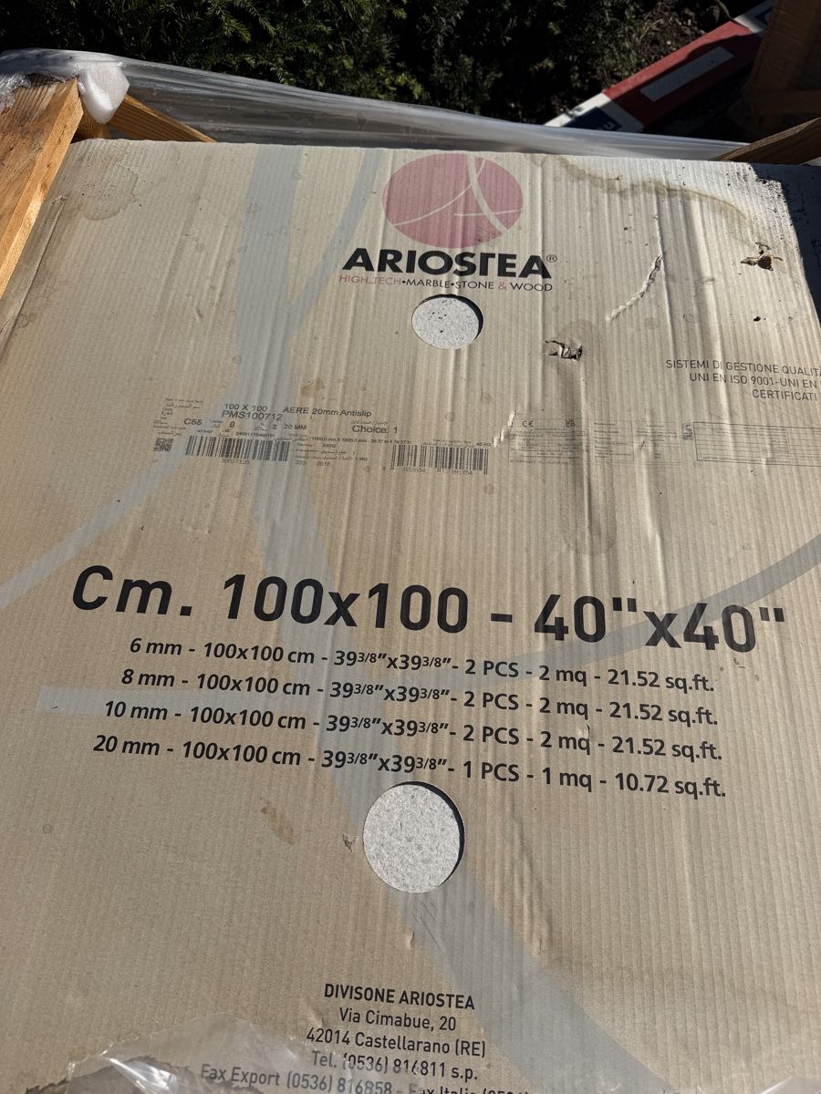 Piatti di portata: Ariostea AERE Feinsteinzeugplatte 100 × 100 cm – Nuovo e nell'imballaggio originale da Zollikon venduto da forkatty 1