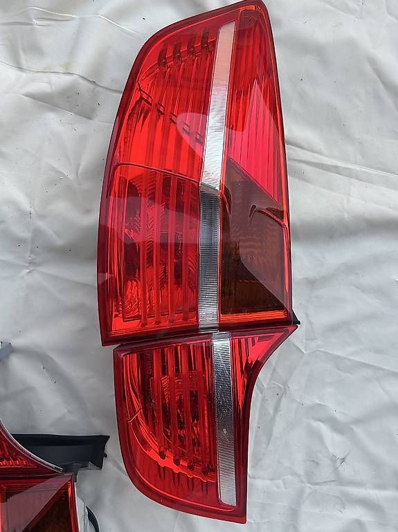 Tutti pezzi di ricambio auto: BMW X 6 Schlusslicht komplett  – Usato da Wetzikon ZH venduto da MedinaL 1