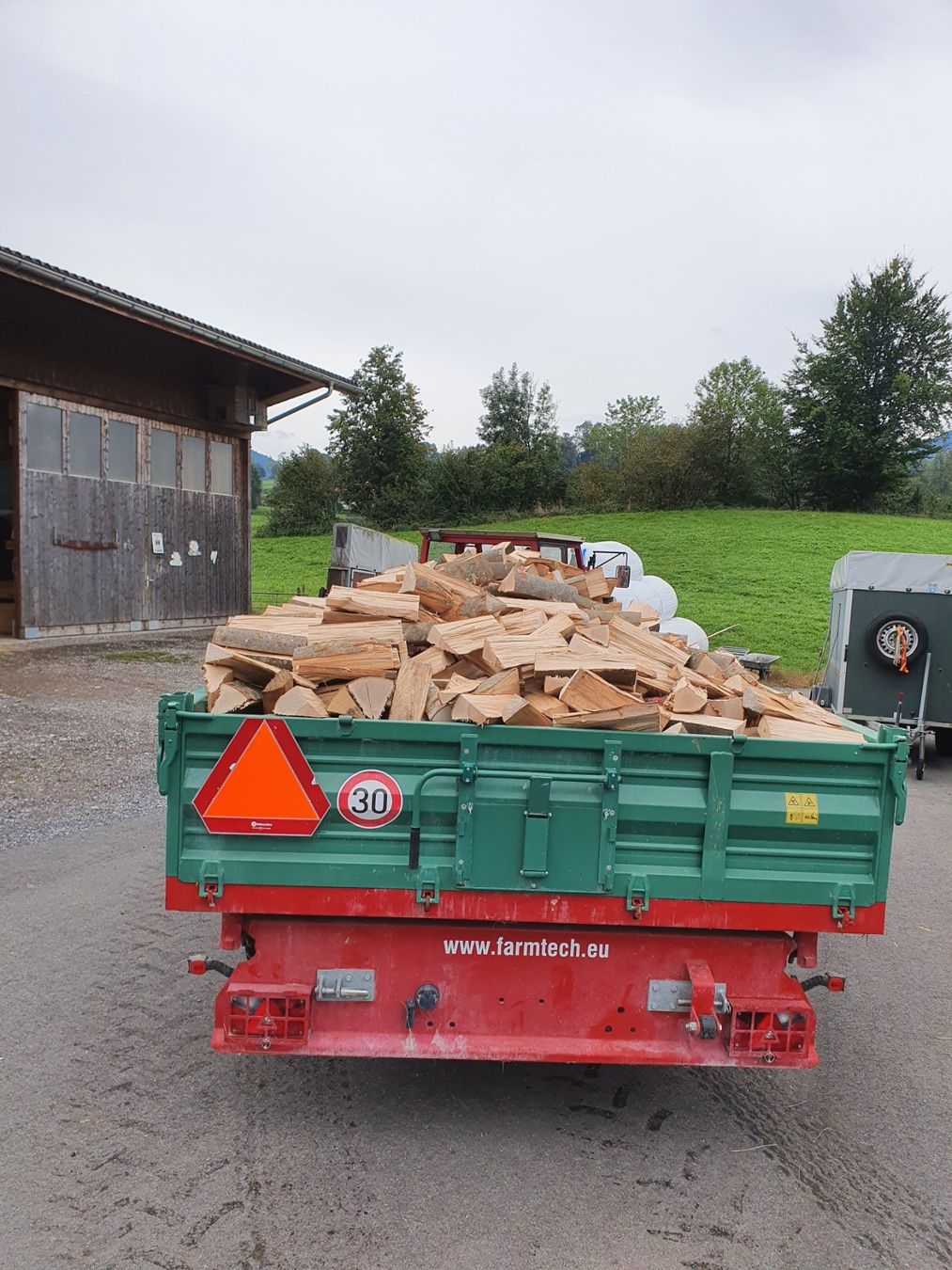 Articoli in legno: Brennholz Buche – Nuovo e nell'imballaggio originale da Benken SG venduto da Fre633 3