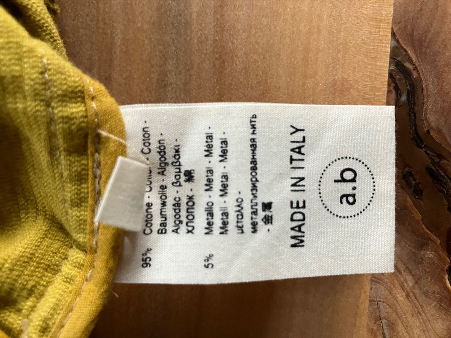 Pantaloni: schöne, gelbe Cordhose, Grösse M – Usato da Bern venduto da sturmmoewe 5