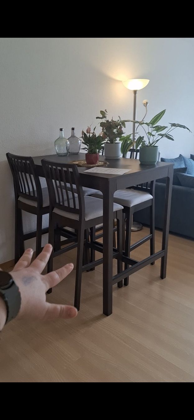 Ikea Tavoli: Ikea Ekedalen Bartisch mit 4 Stühlen – Usato da Lengnau BE venduto da mar_sns7