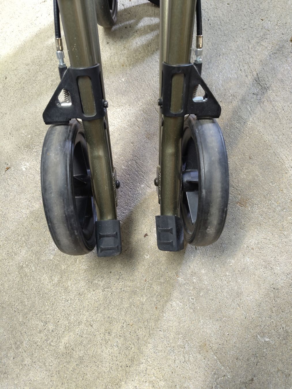 Aides à la marche: Taima M GT Rollator – D'occasion à Schaffhausen par chr_2rw5 5