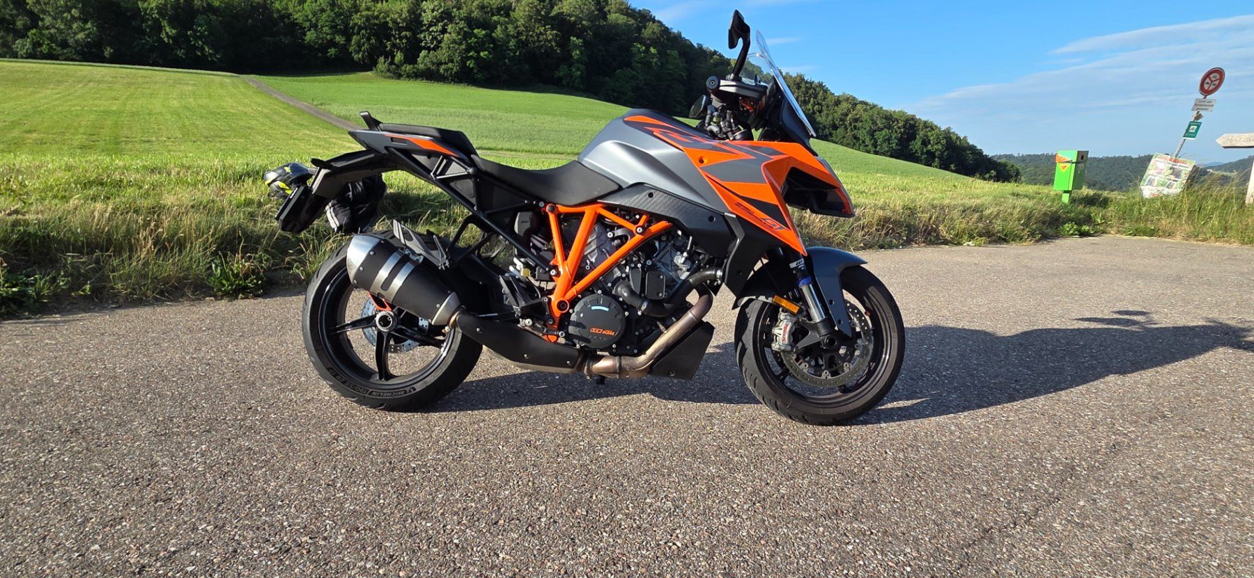 KTM Strada: KTM Superduke 1290 GT – Usato da Nuglar venduto da xax 2