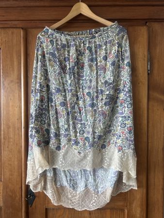 Jupe Zadig & Voltaire taille 40 avec dentelle