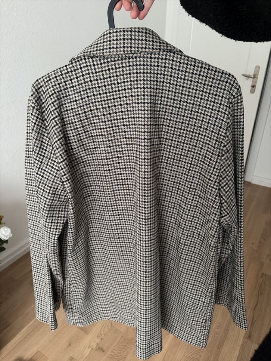 Zara Jacken: Blazer – Neu (gemäss Beschreibung) aus Basel von SaraaaS060201 1