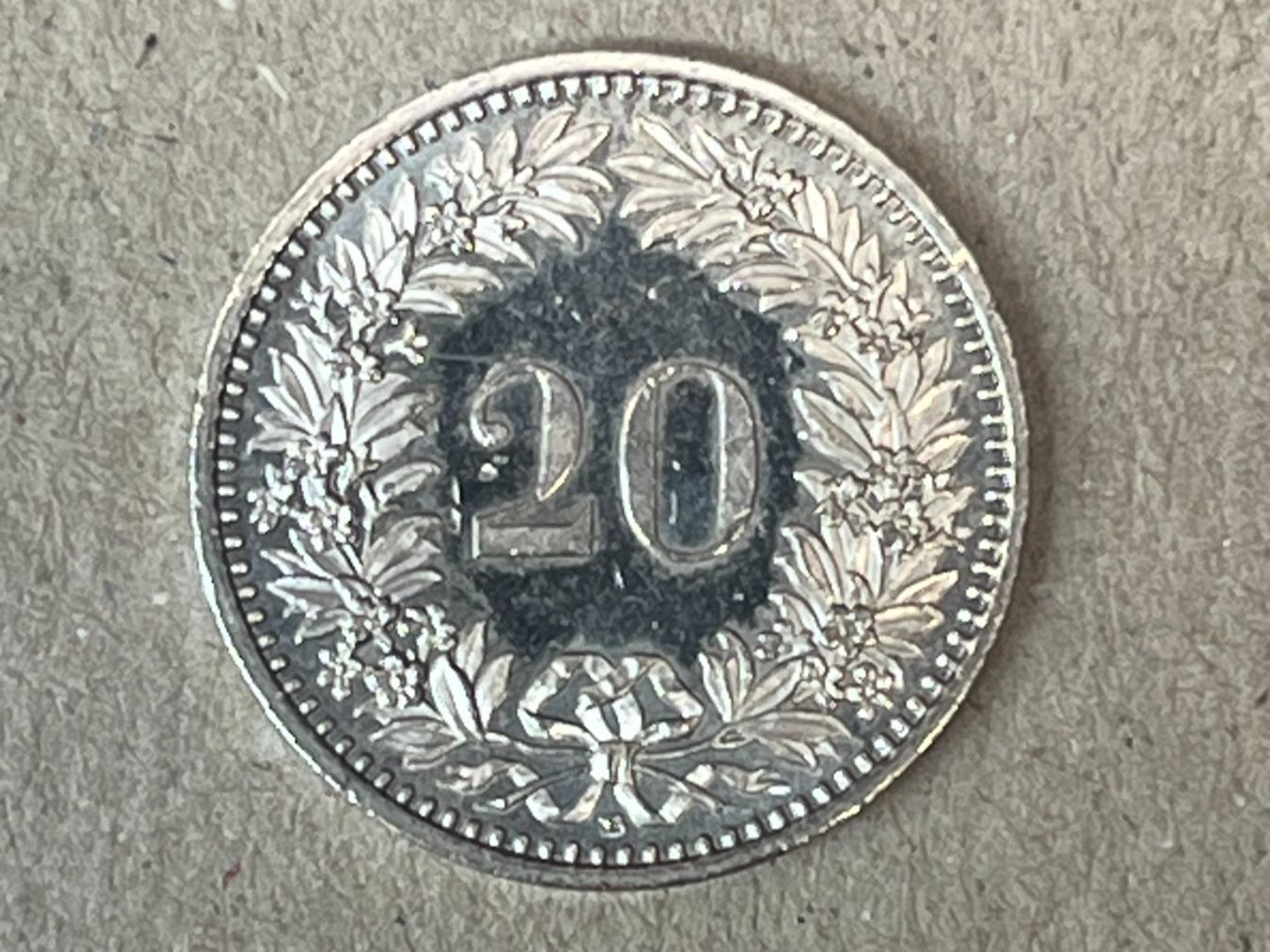 Tutti le monete: 20 Rp. 2011 vz-stgl top erhalten – Usato da Melchnau venduto da Sammler459 1