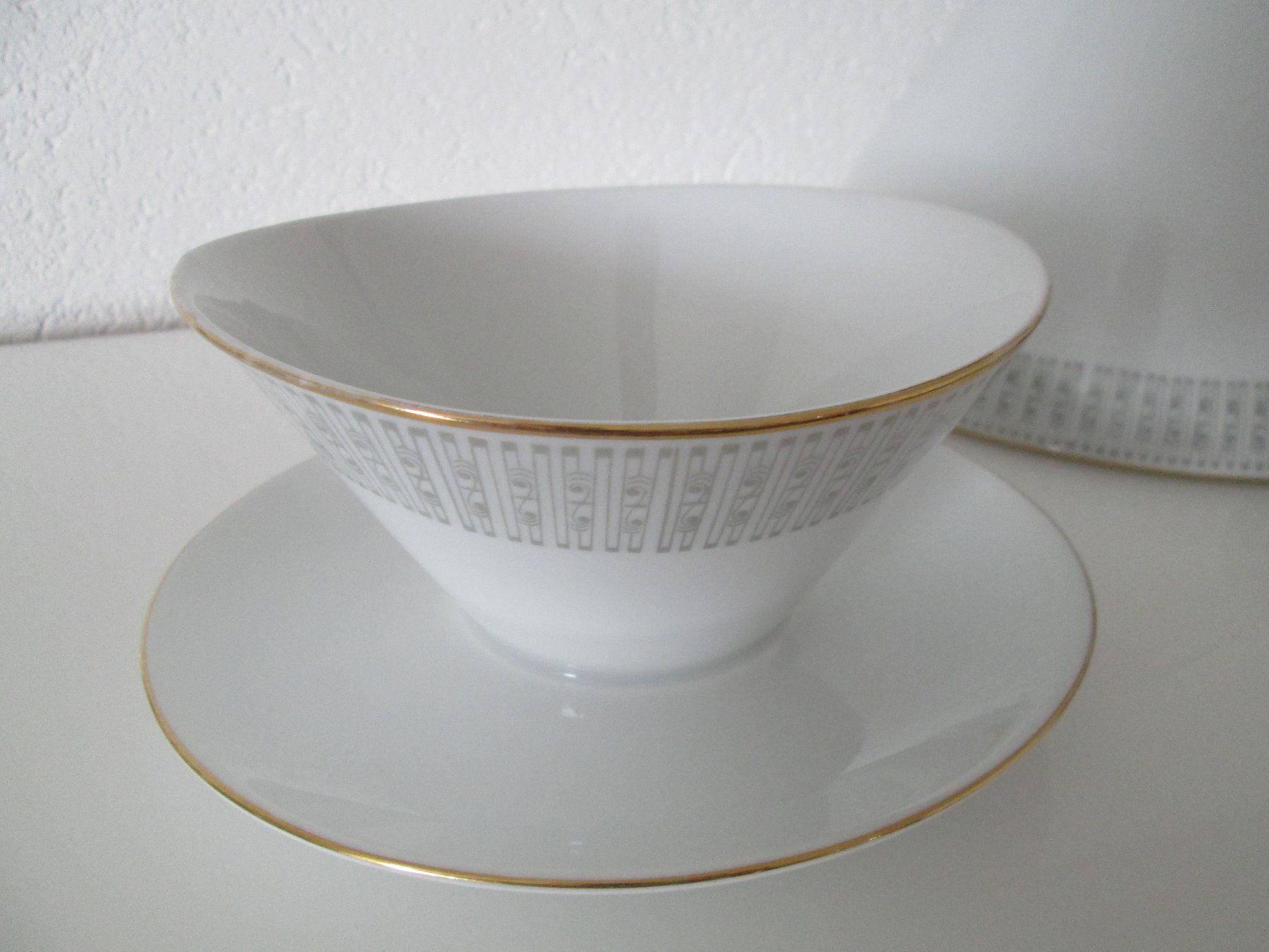 Geschirrsets: Antike Suppenschüssel mit Deckel, Sauciere BAVARIA – Gebraucht aus Movelier von KRASI61 7