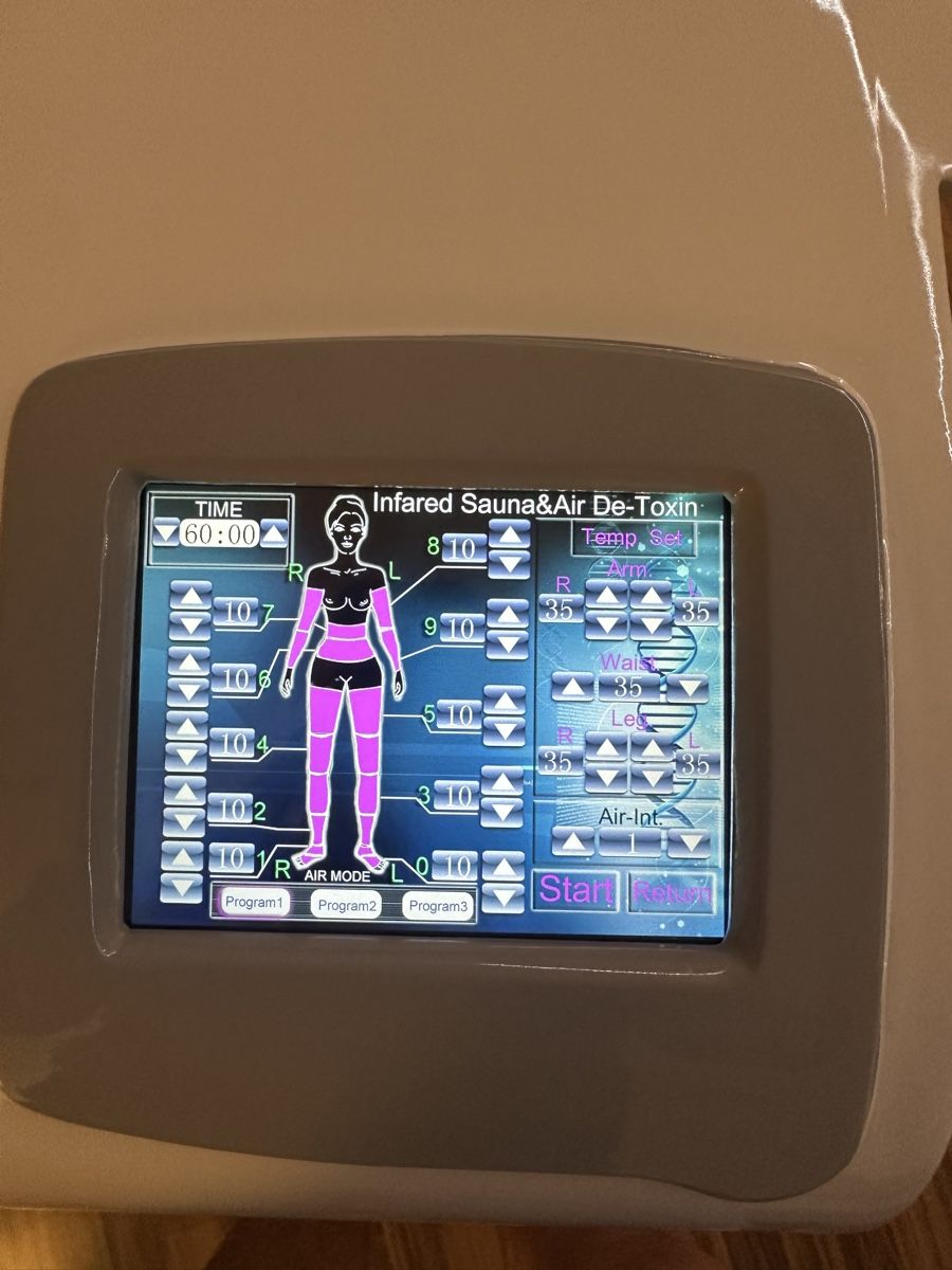 Attrezzature mediche: Professionelles Pressotherapie- und Lymphdrainagegerät – Usato da Meilen venduto da cla_6d9b 2