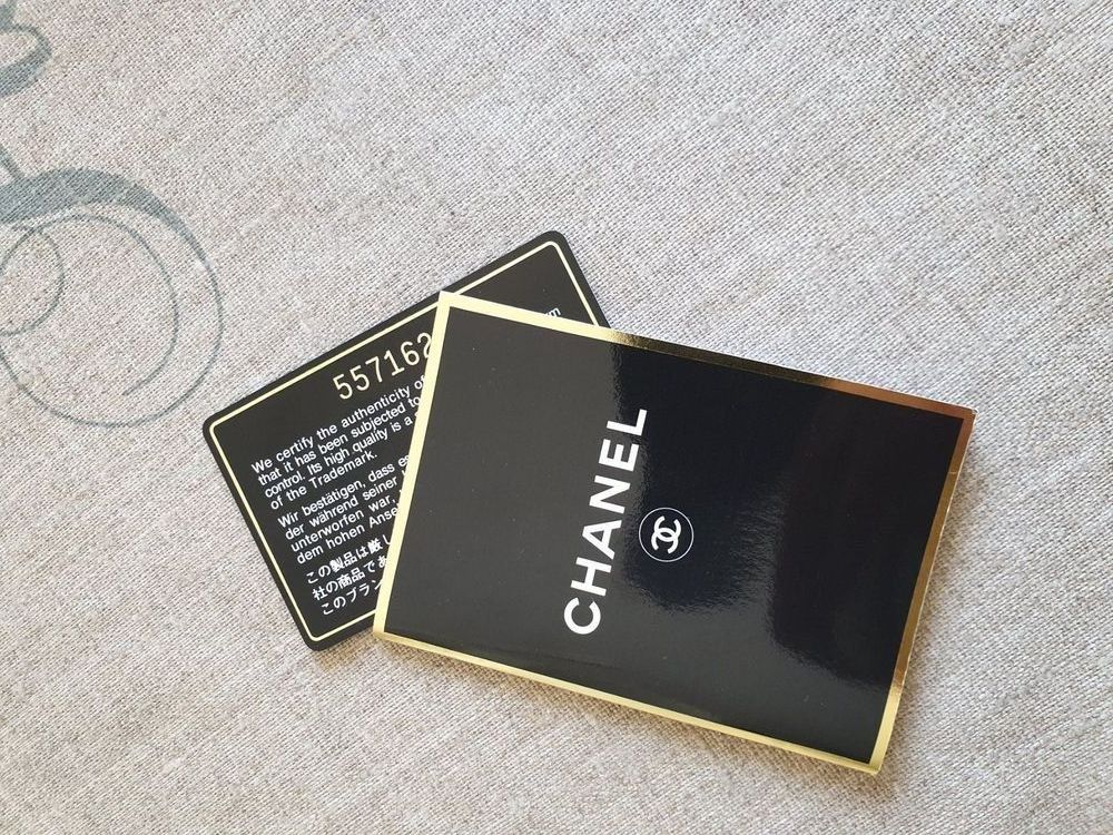 Chanel Borse da donna: Chanel WOW Ledertasche in weiss – Usato da Bottmingen venduto da sandy_2 9