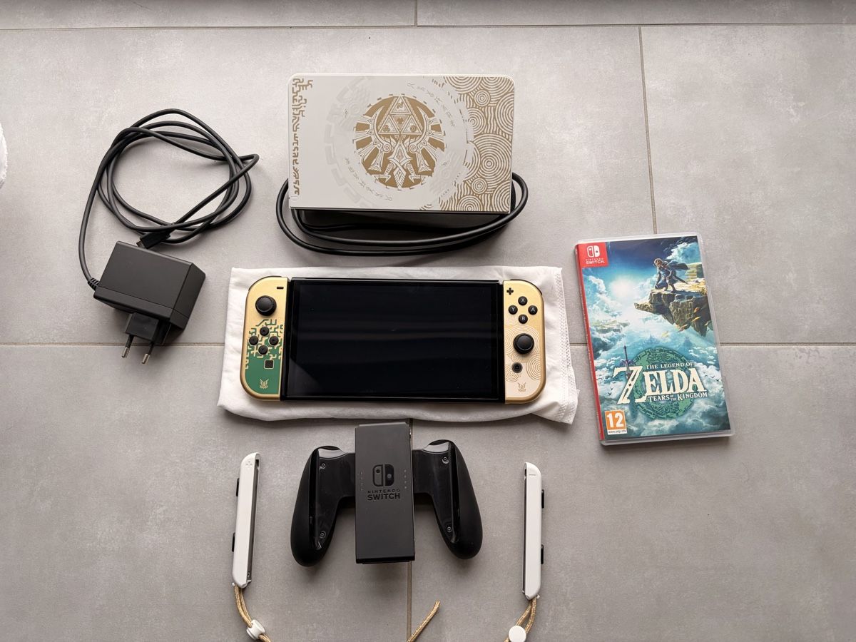 Console Nintendo Switch OLED Edition Zelda Tears of the Kind (Gebraucht ...