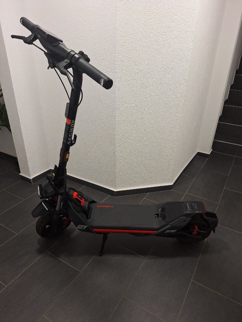 Scooters: Segway ZT3 PRO D  E-Roller Mit Garantie 03.2028 – Neu (gemäss Beschreibung) aus Hölstein von Niki78