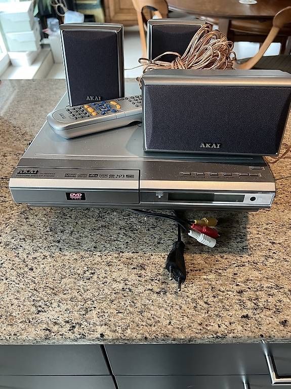 Heimkino: Home Cinema set AKAI – Gebraucht aus Thalwil von Wilhelm85 1