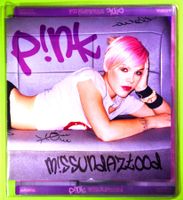 P I N K  /  MISSUNDAZTOOD  /  WUNDERSCHÖNE, TYPISCHE PINK-CD