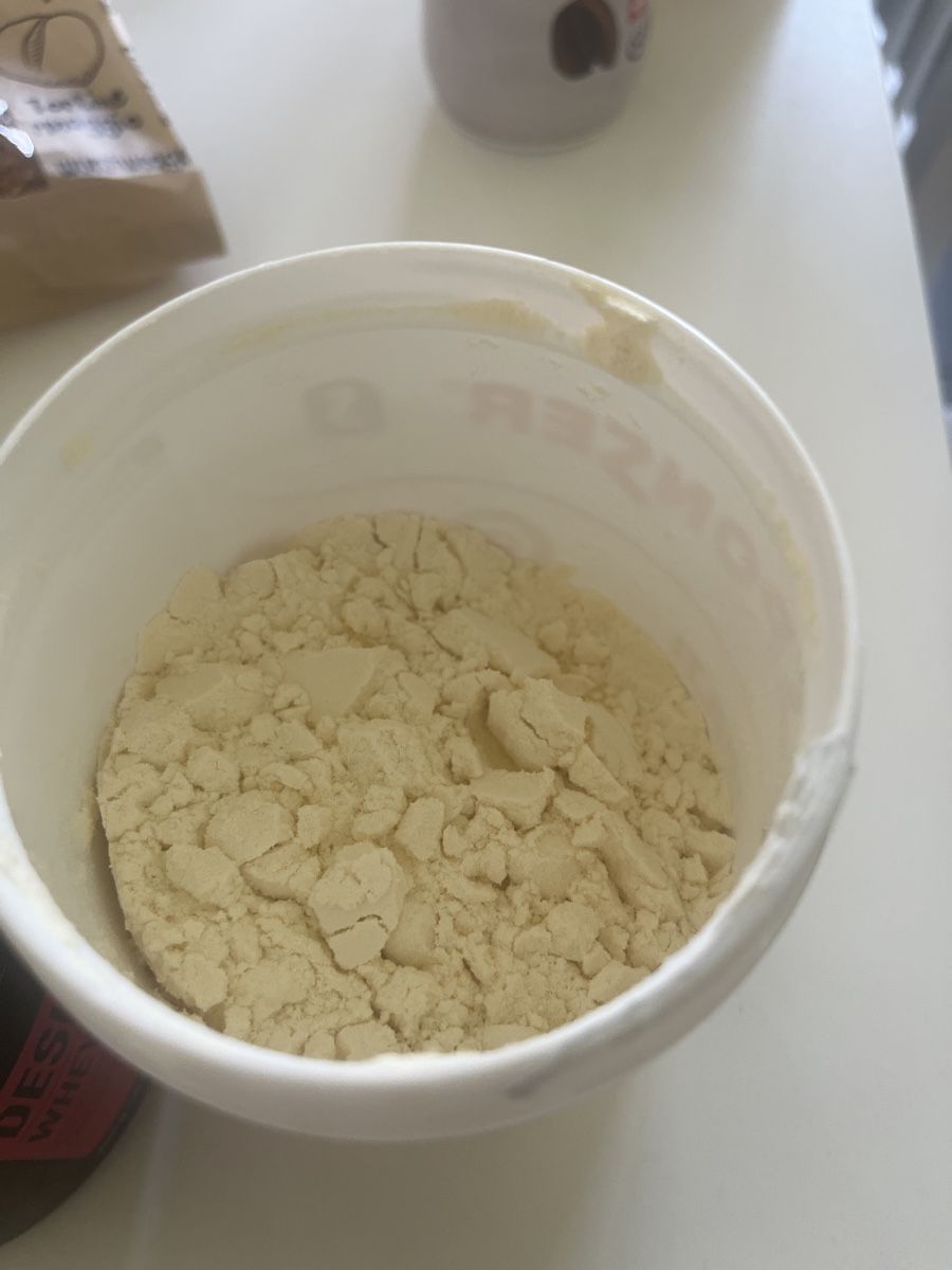 Cibi & Specialità: Designer Whey Protein & Sponser Multi Protein – Usato da Olten venduto da sae_82z2 6