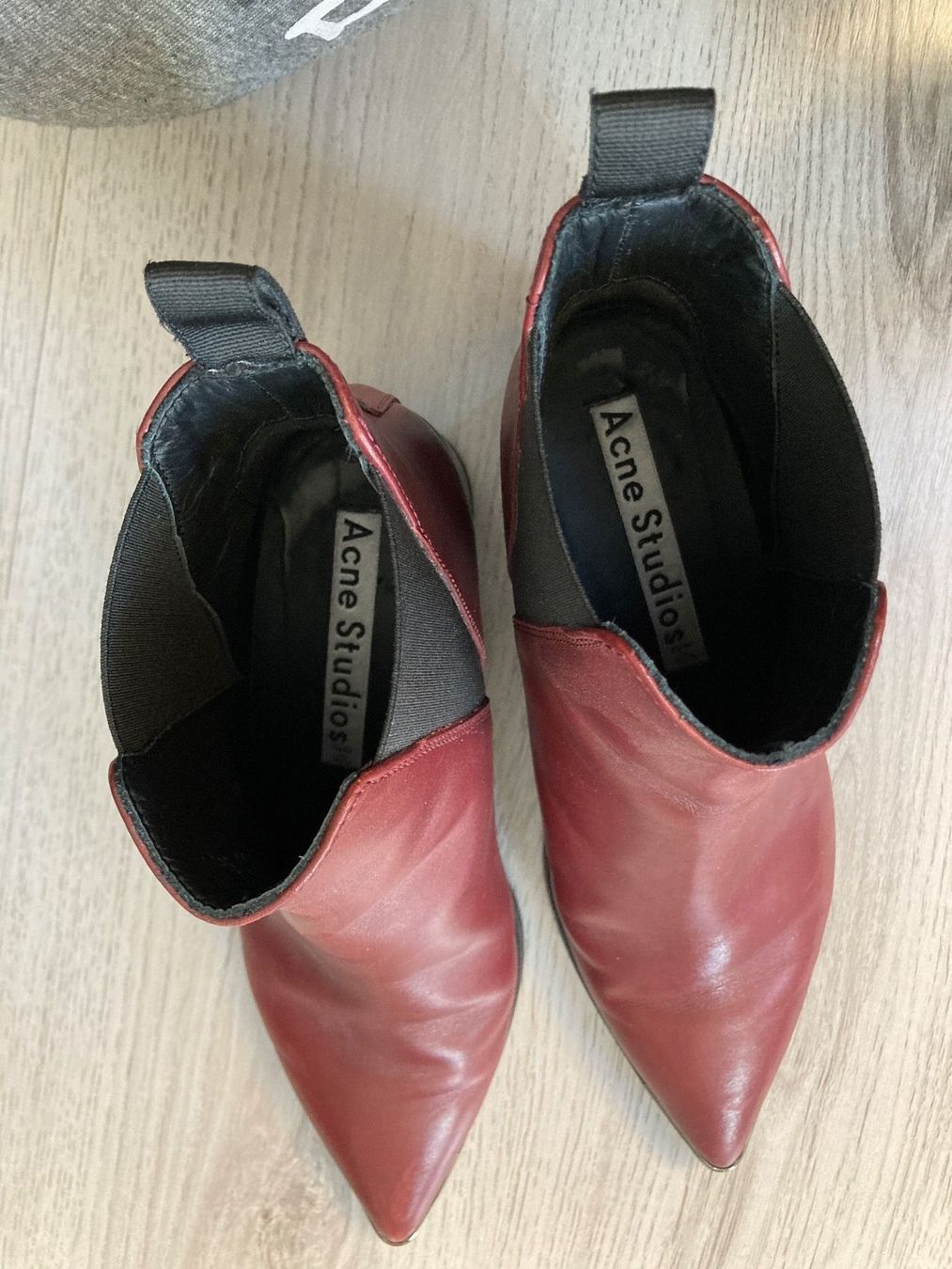 Acne Studios Scarpe da donna: Acne Jensen 36 dunkelrot Acne Studios – Usato da Recherswil venduto da Cherryblossom79 2