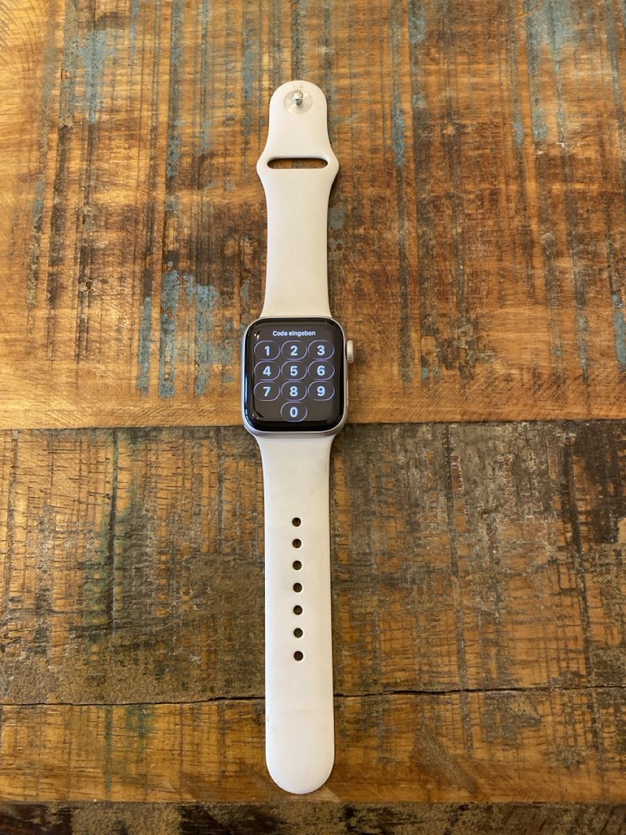 Apple Smartwatch: Apple Watch SE 3 GPS – Nuovo (secondo la descrizione) da Basel venduto da has_n6sq