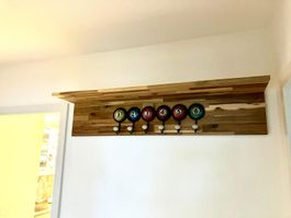 Wandgarderobe aus Holz mit Billardkugeln, Top Zustand!