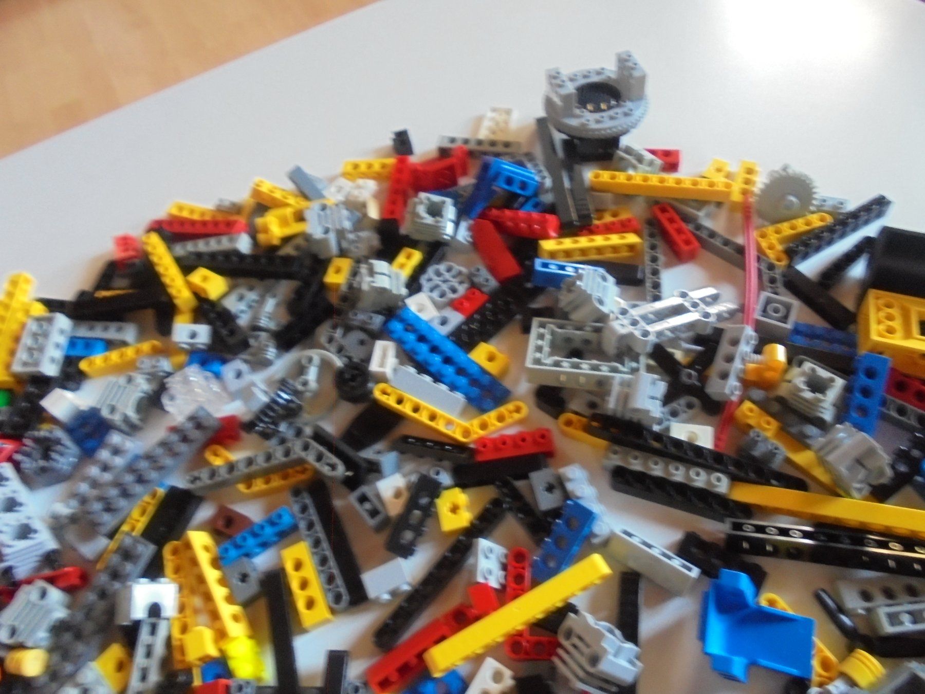 Lego Giocattoli: LEGO - DIVERSE - TECHNIK - ERSATZ - TEILE – Usato da Gelterkinden venduto da ajdt4 2