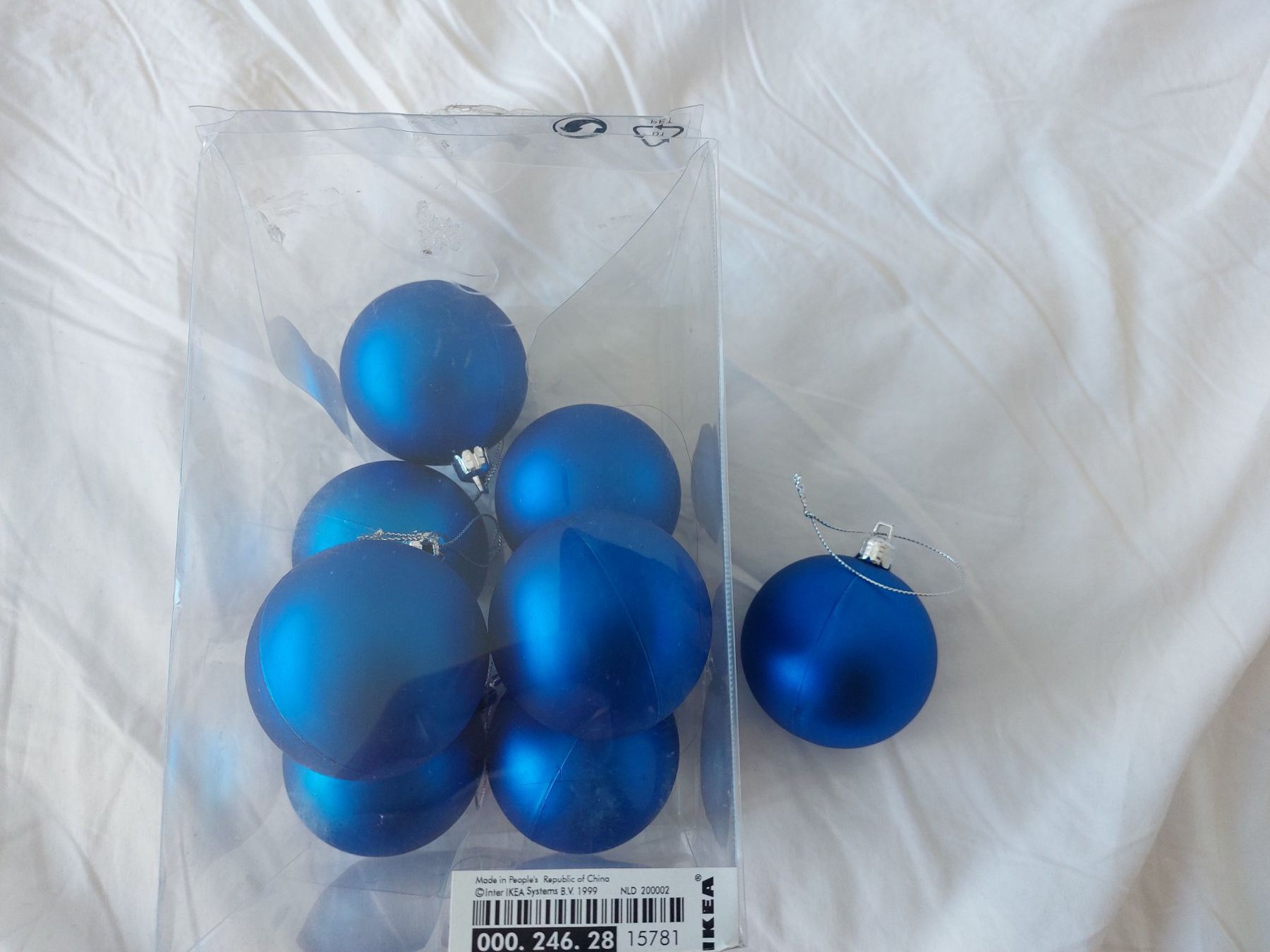 Ikea Tutte le decorazioni: Lot de 8 boules de Noël bleu électrique – Usato da Ostermundigen venduto da jul_7t8v 1
