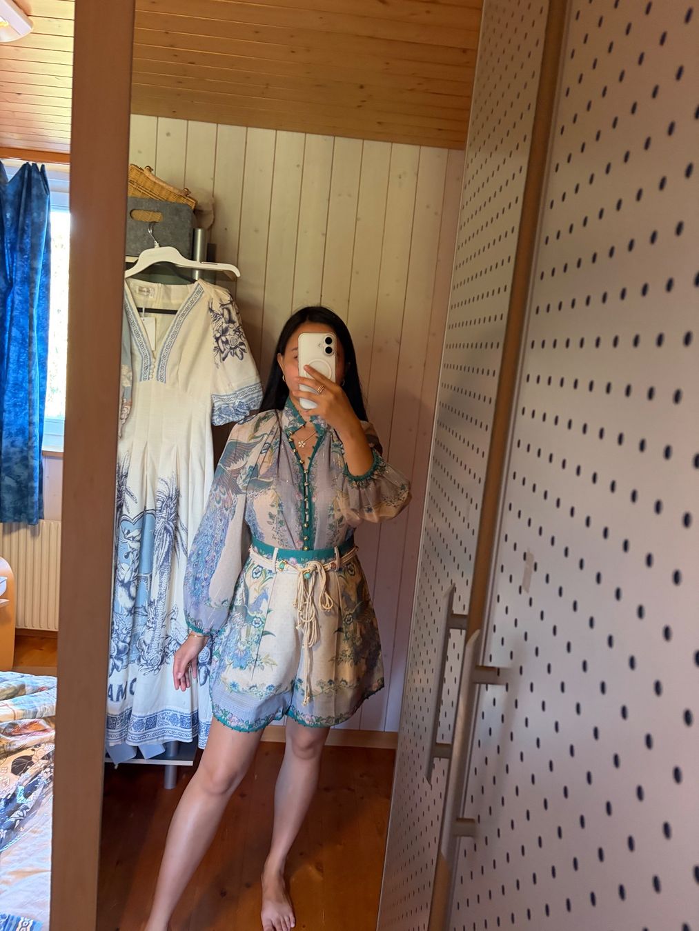 Kleiderpakete: Summer Elegant Blouse & Shorts – Neu (gemäss Beschreibung) aus St.Josefen von lop_lh8d 3