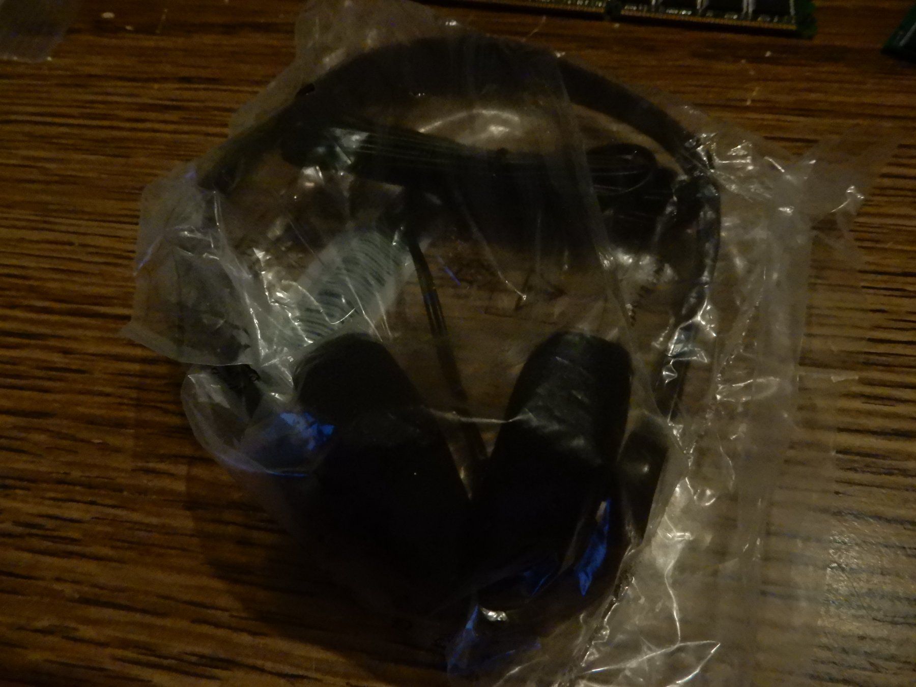 Cuffie: Headset schwarz neu und originalverpackt – Usato da Worben venduto da MaKo3252