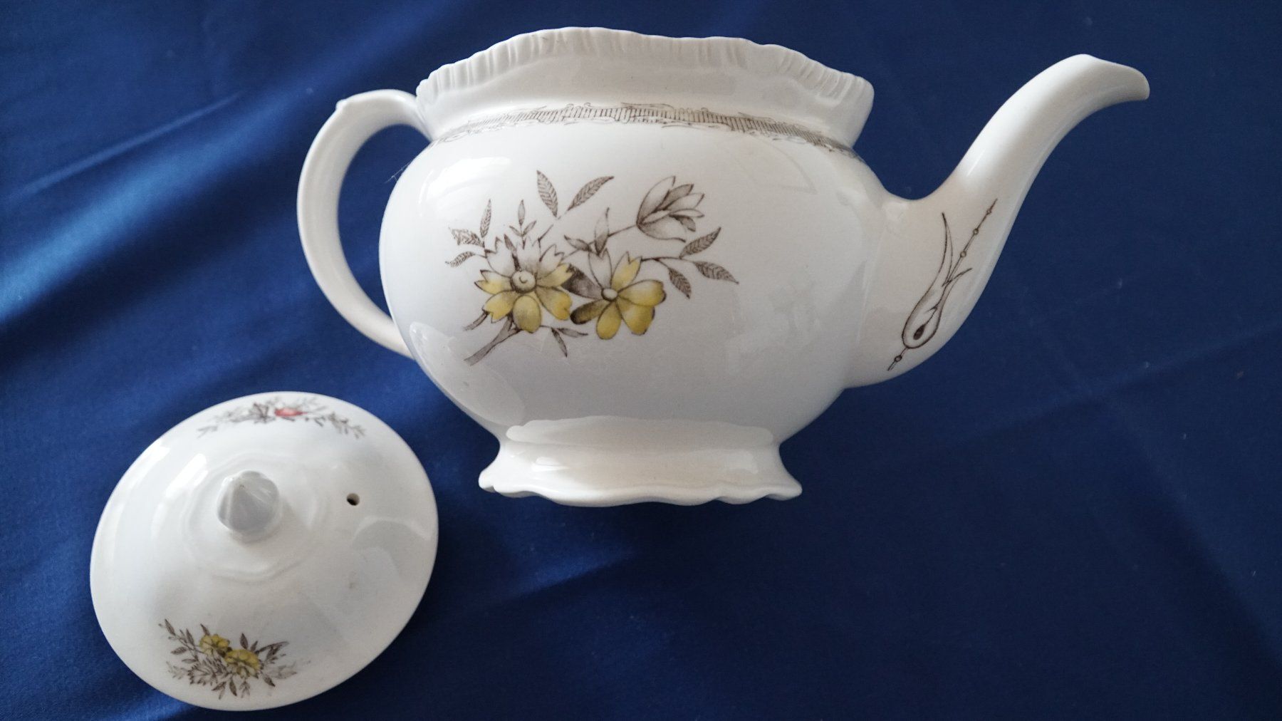 Teekannen: Teekanne Rosedale England – Gebraucht aus Bern von Antikbatik 5