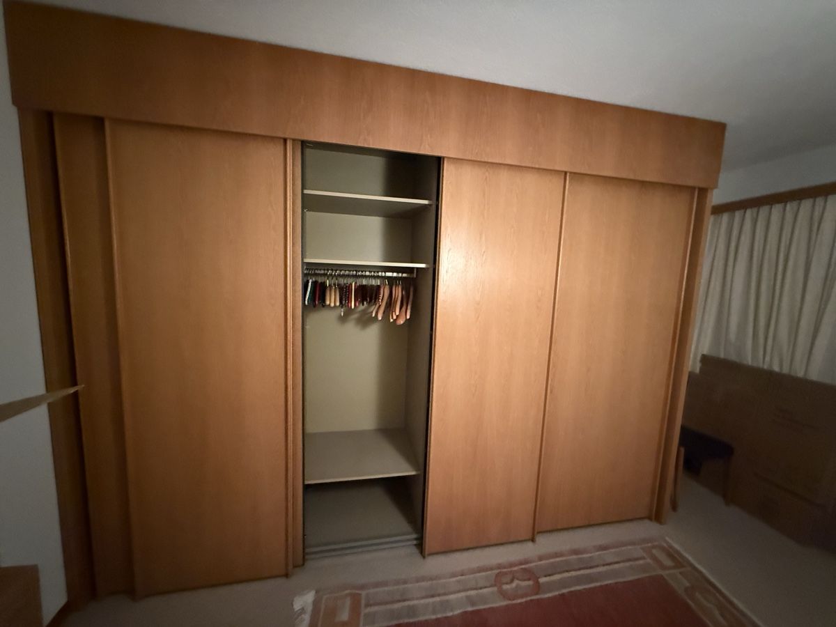 Schränke: Kleiderschrank 4 - Türig – Gebraucht aus Seuzach von enr_rpg5 3