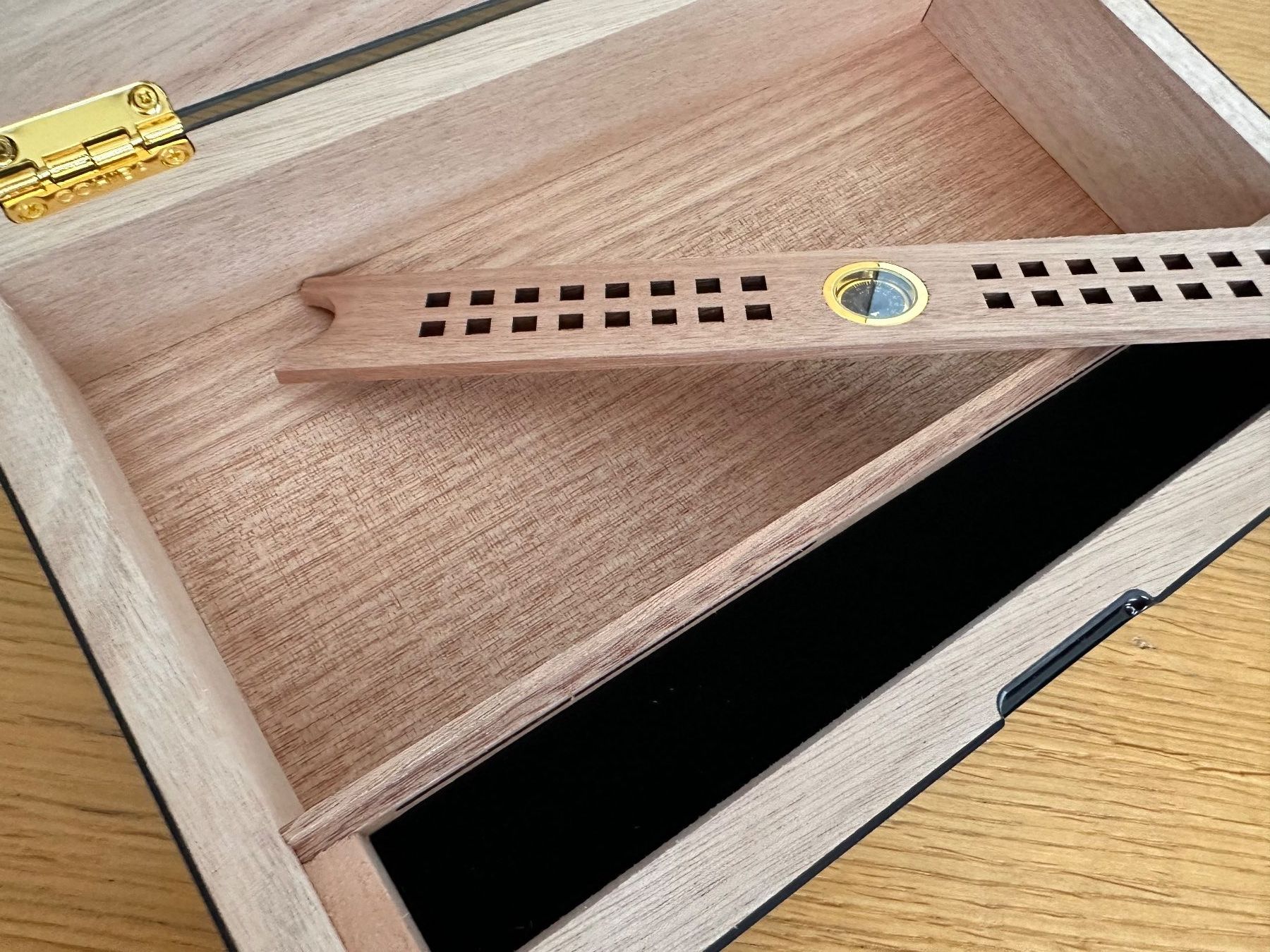 Cohiba Humidore: Cohiba Humidor klein – Gebraucht aus Stein AR von Krabbe2 3