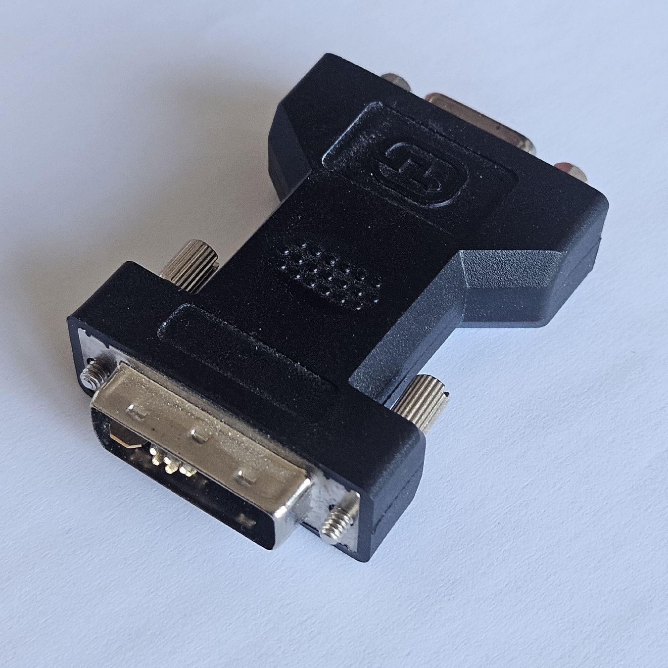 Unità & Adattatore: VGA/DVI Adapter Stecker/Buchse – Usato da Wettingen venduto da Christianv
