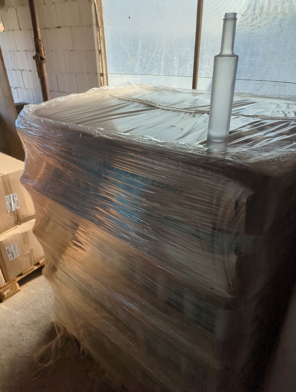 Autres vaisselles & verres: Glasflaschen Restposten Flasche – D'occasion à Metzerlen par Ben88 2