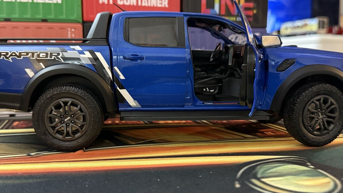 Ford Voitures modèles: Ford Ranger Raptor Blau – Neuf (Voir description) à Basel par Zomeg 1