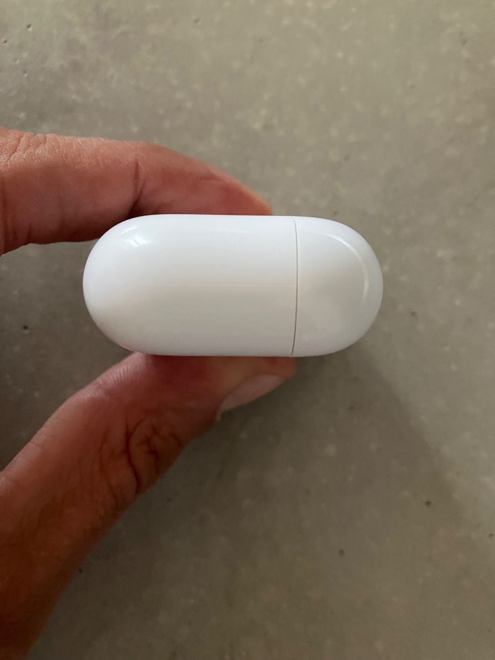 Apple Casques audio: Apple AirPods 3 Case – D'occasion à Lausanne par mr.v 8