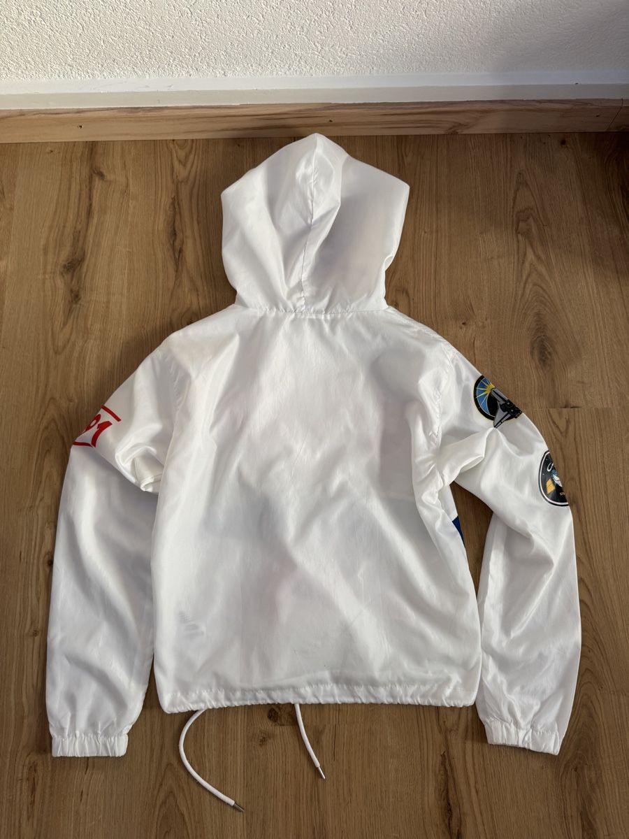 Jacken: Windbreaker Jacke NASA Weiss – Gebraucht aus Liestal von lea_j9xn 1