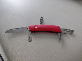 Taschenmesser SWIZA A15-210 rot guter Zustand
