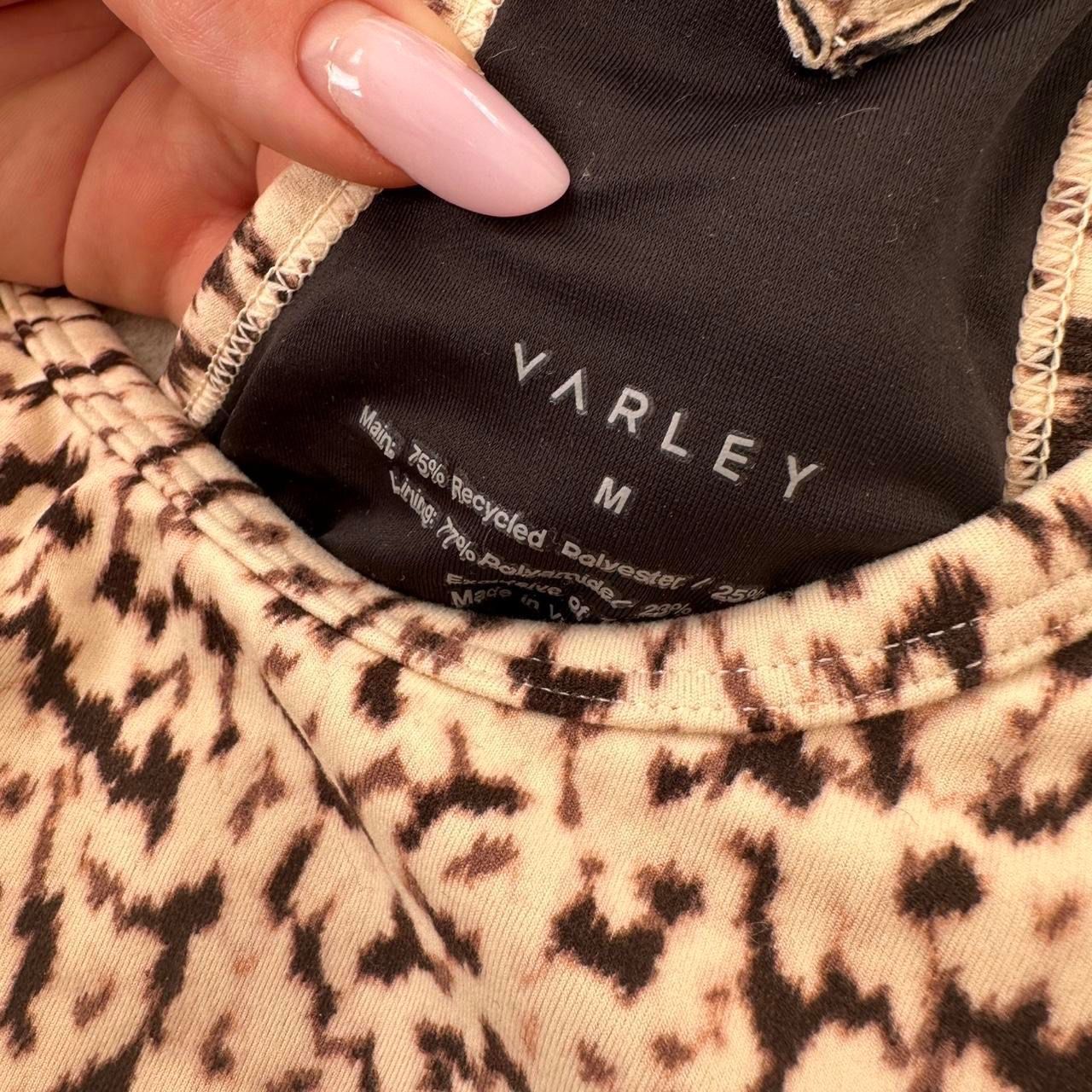 Lululemon Top: Varley Sport bh – Usato da Konolfingen venduto da gle_nbf9 2