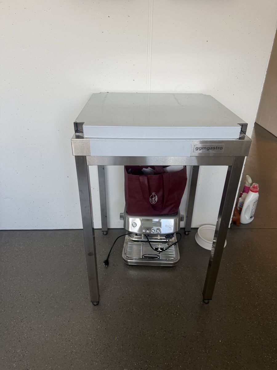 Tables: GGM GASTRO Tisch – Neuf (Voir description) à Zürich par Lara3005 1