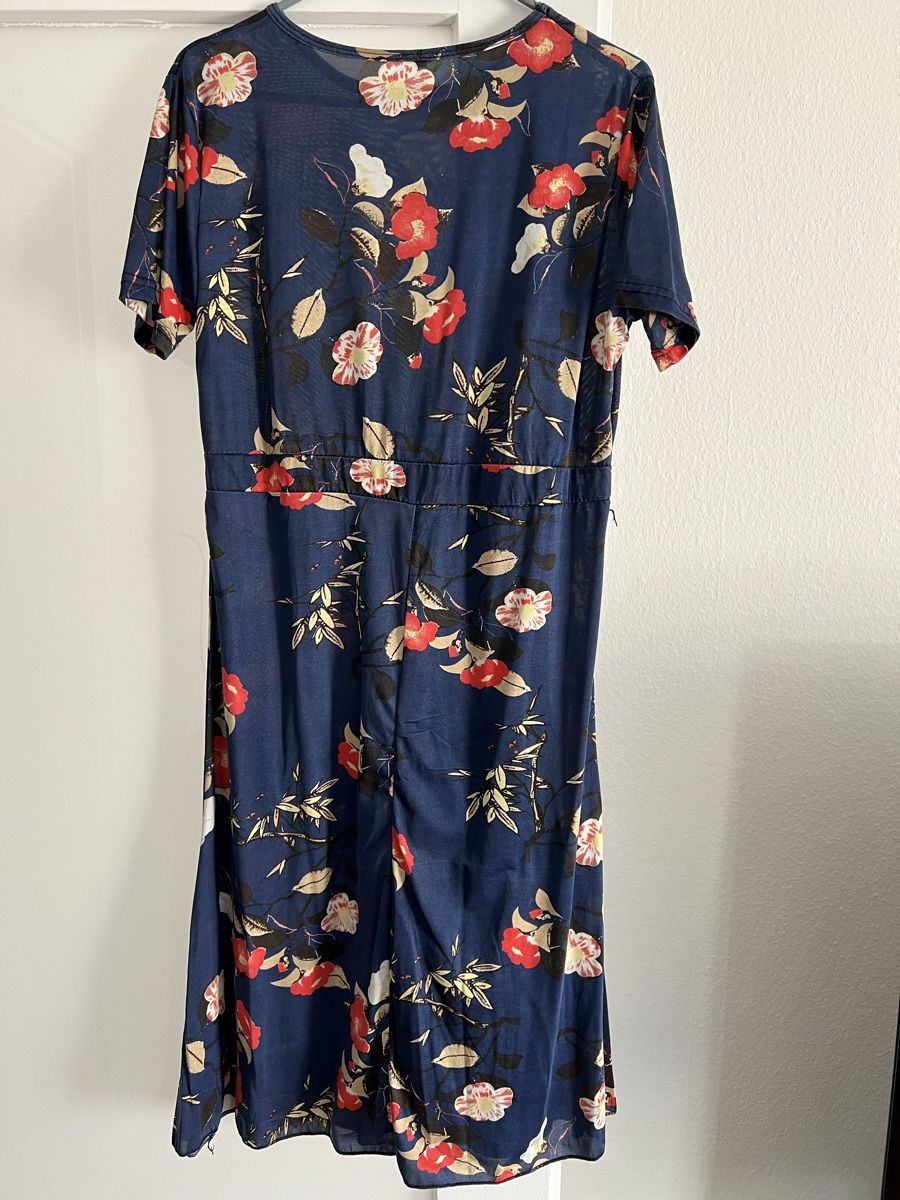 Vestiti: Sommerkleid blau Blumenmuster Gr. 42 – Nuovo (secondo la descrizione) da Siebnen venduto da toshi123