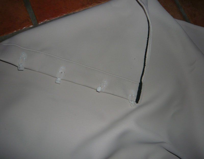 Tende: 2 Vorhang, grau, ca 70 x 185 – Usato da Ruggell venduto da Dolce9 1