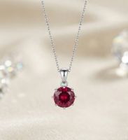 Zeitlose Halskette mit Swarovski Steinen Anhänger- Neu