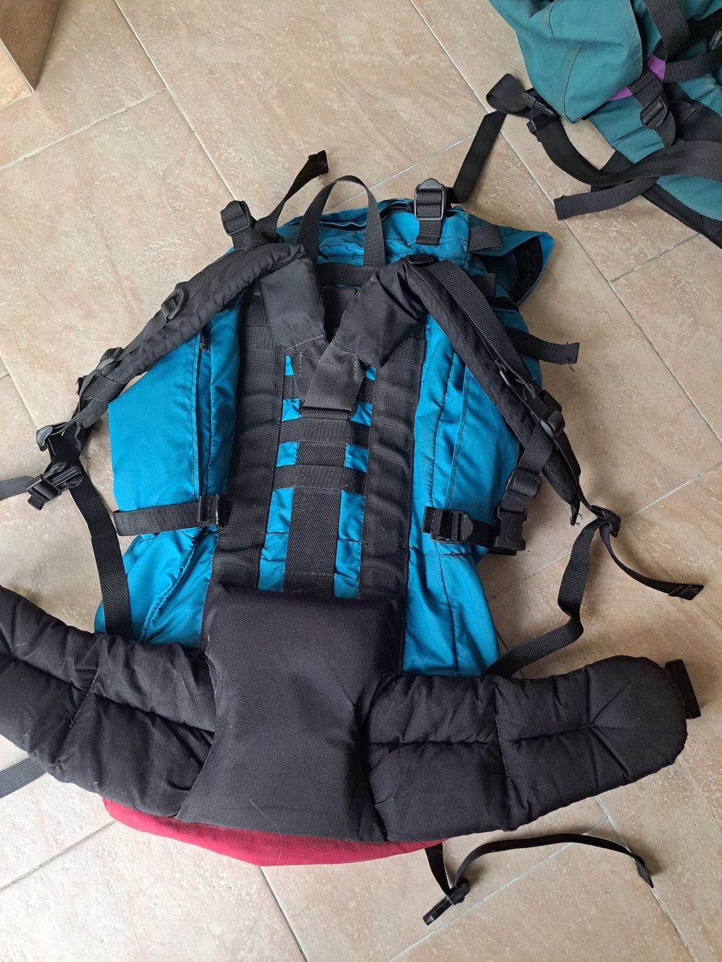 Loewe Rucksäcke: Lowe Trekking Reiserucksack ca 55l. – Gebraucht aus Urdorf von villakagu 3