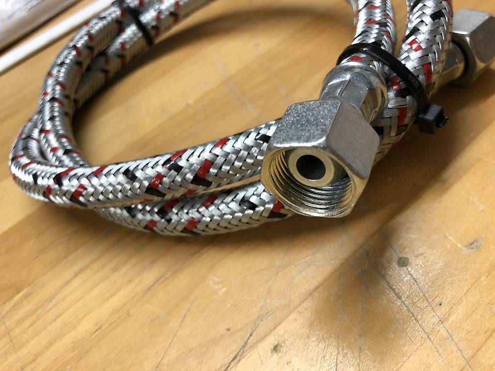 Apparecchiature e tecnologia a gas: Camping- Gasschlauch, Metall Neu – Nuovo (secondo la descrizione) da Villnachern venduto da focusride