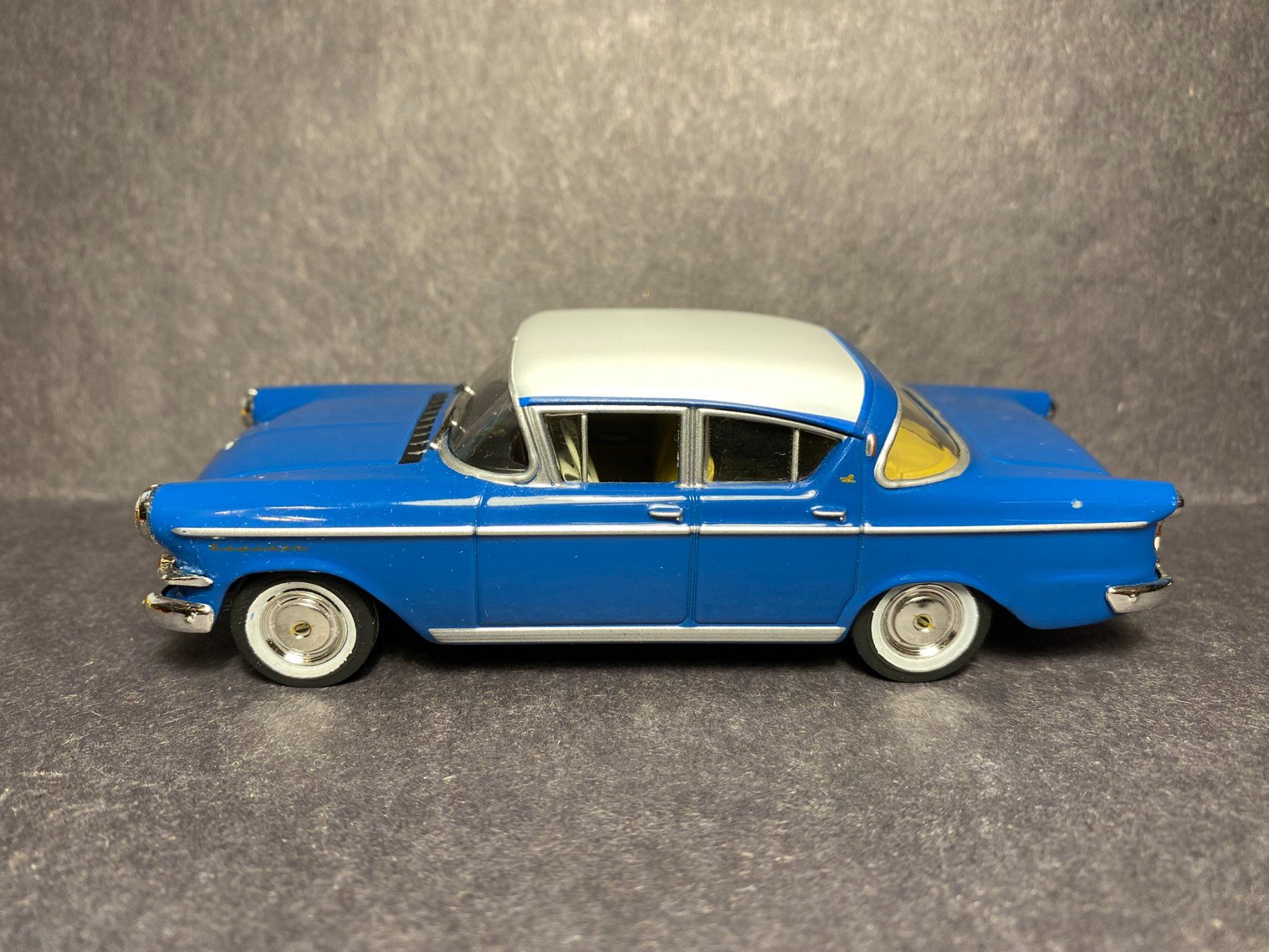 Opel Modellautos: Opel Kapitän 1958 1:43 – Gebraucht aus Spiez von Mlandcruiser 1