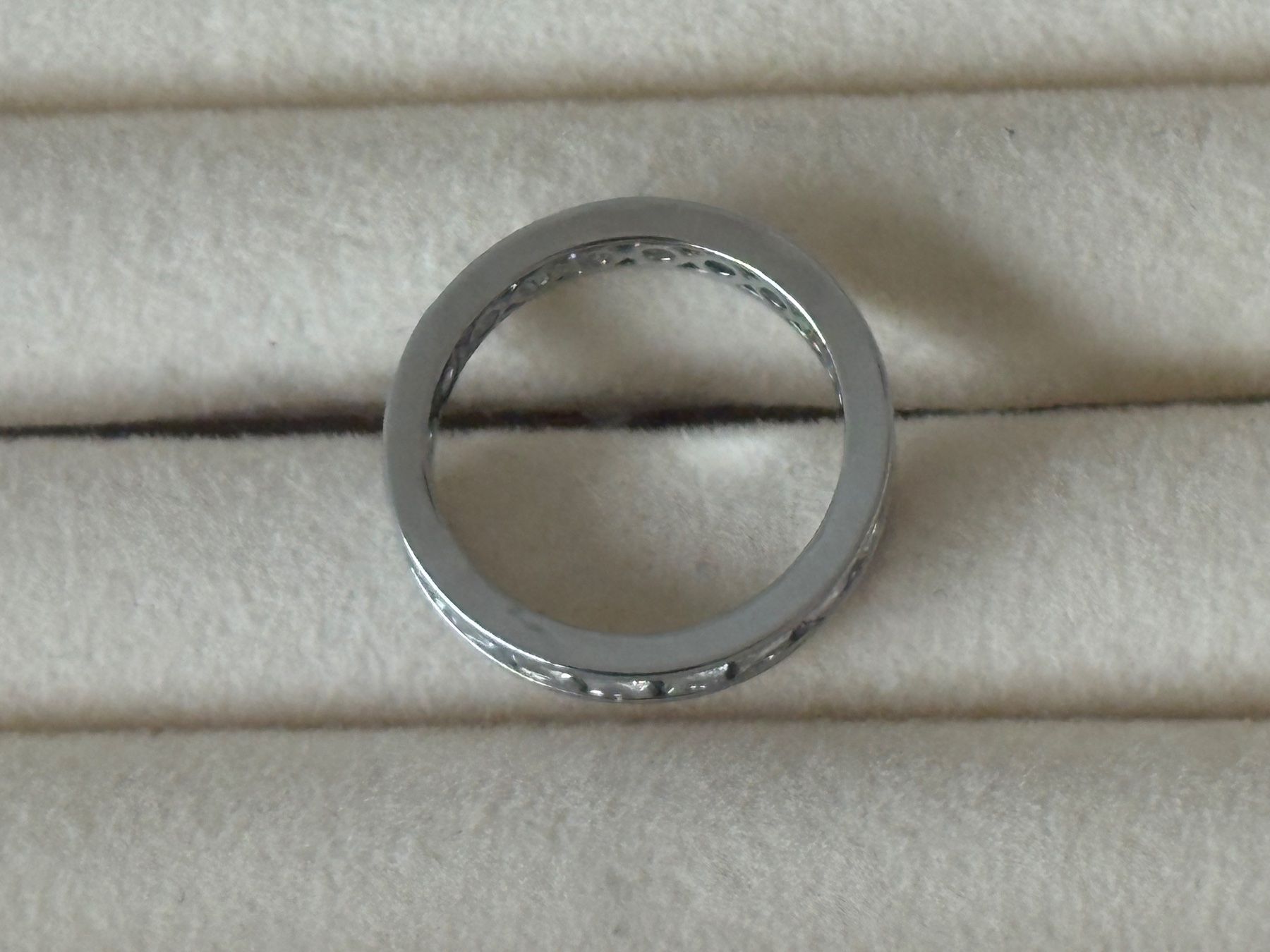 Ringe: Luxus Elegante Gr.18/8 Ring Memoire  Farbe Silber – Gebraucht aus Biel-Bienne von Roserosse13 5
